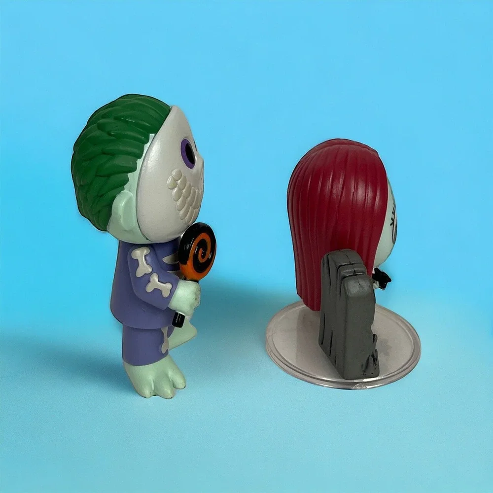 Disney Nightmare Before Christmas Funko Soda Barrel Chase/Funko Mystery Sally